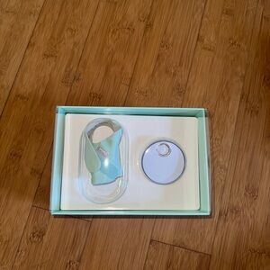 Owlet Dream Sock mint (3rd gen) + extra set of socks in midnight blue